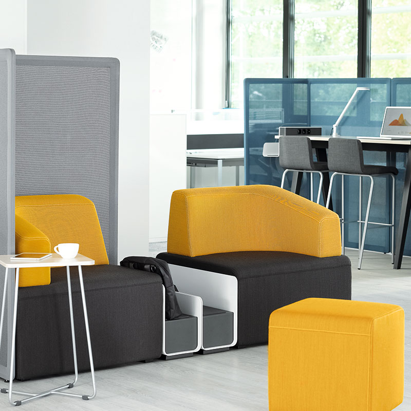 Mobiliari col·laboratiu en una sala d'espera