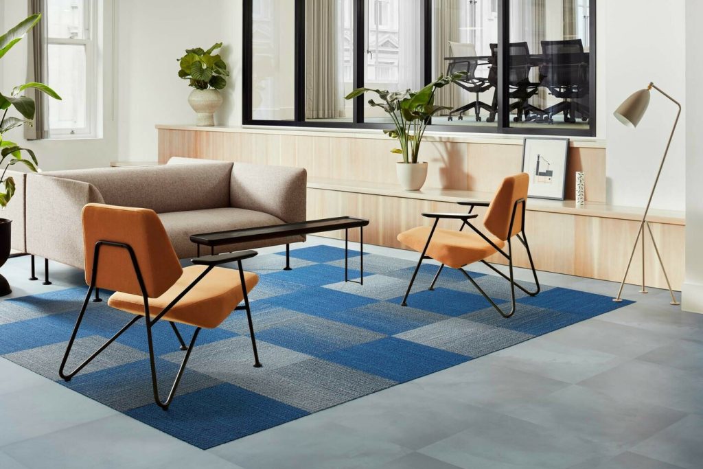 Moqueta modular en una zona de descans