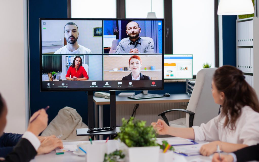 videoconferencia oficina espacio colaborativo